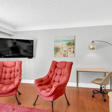 Park Bungalow #4 - Seacliff Beach Suites Лимингтон Экстерьер фото
